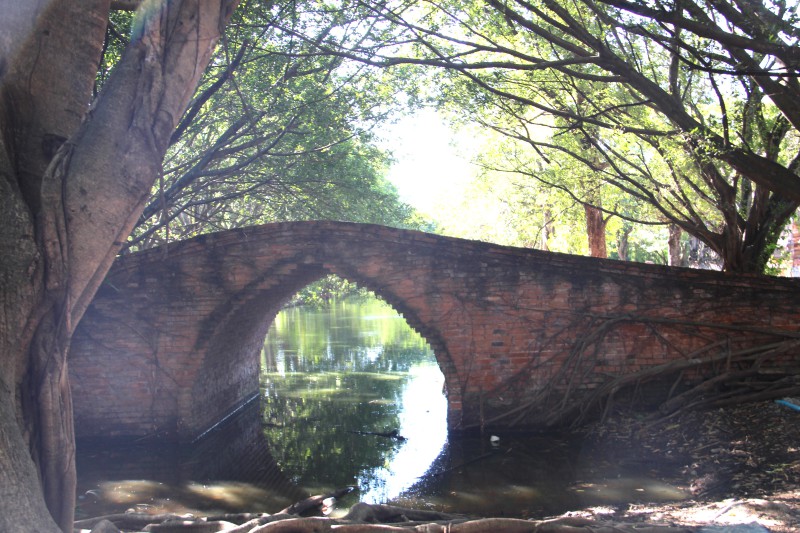 สะพานป่าดินสอ